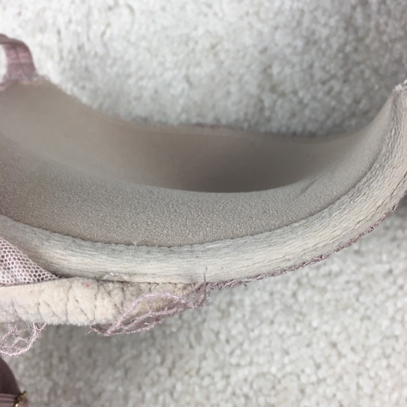 Victoria’s Secret Push Up Bra Nude Pink Size 34D - Picture 5 of 9